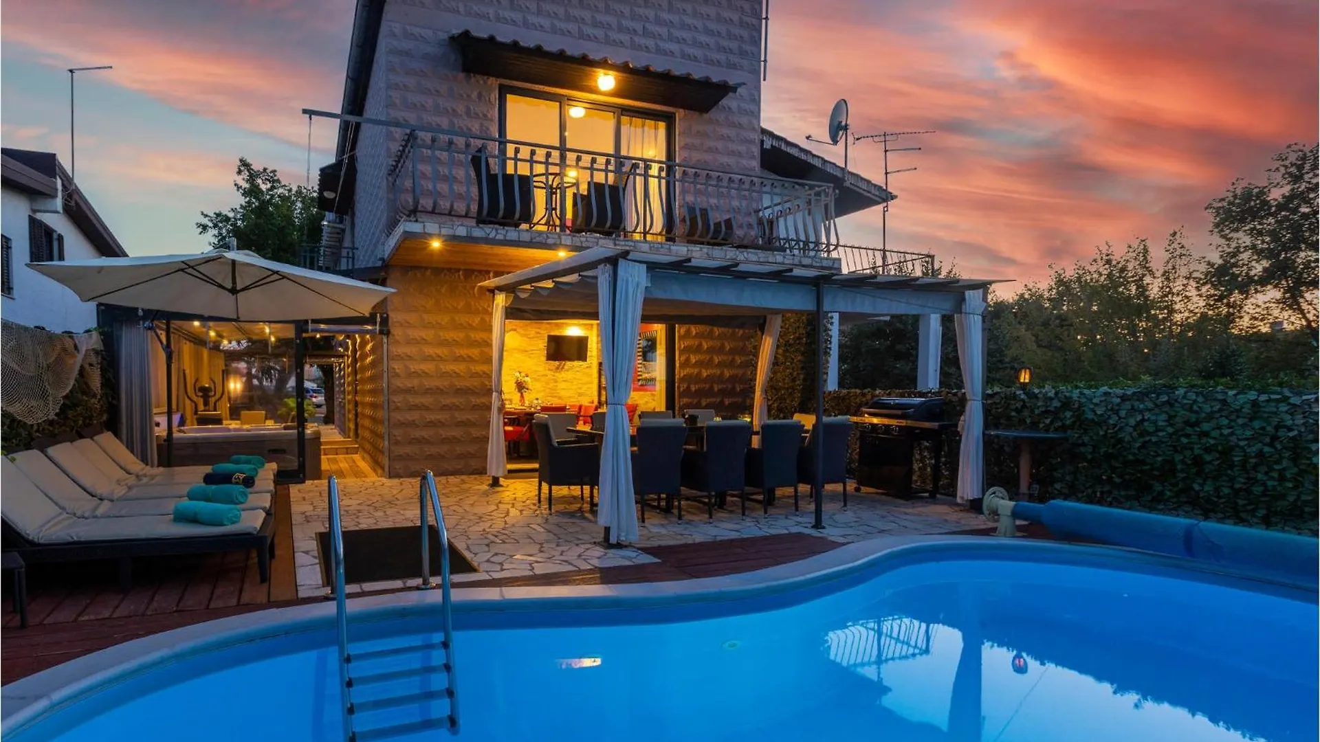 Nice Home In Vantacici With Wifi Porat