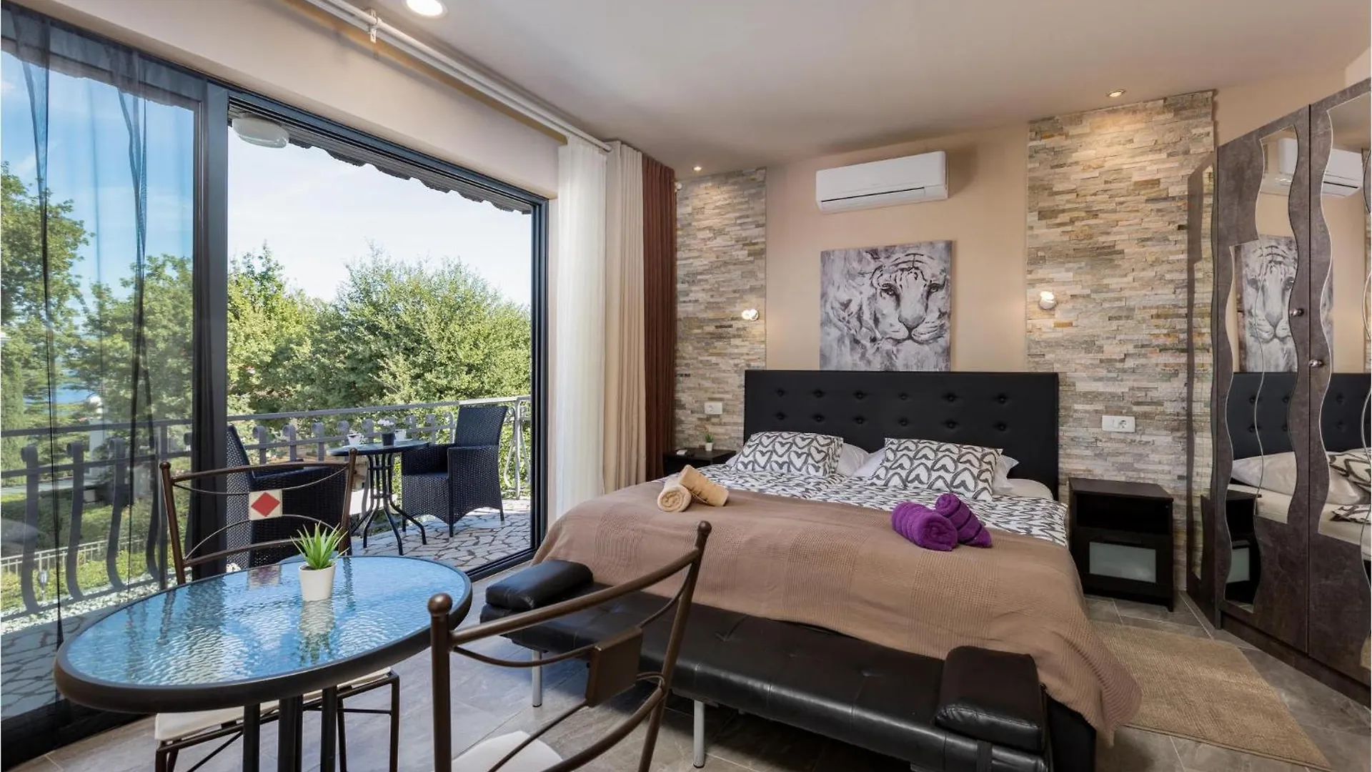 Holiday home Nice Home In Vantacici With Wifi Porat